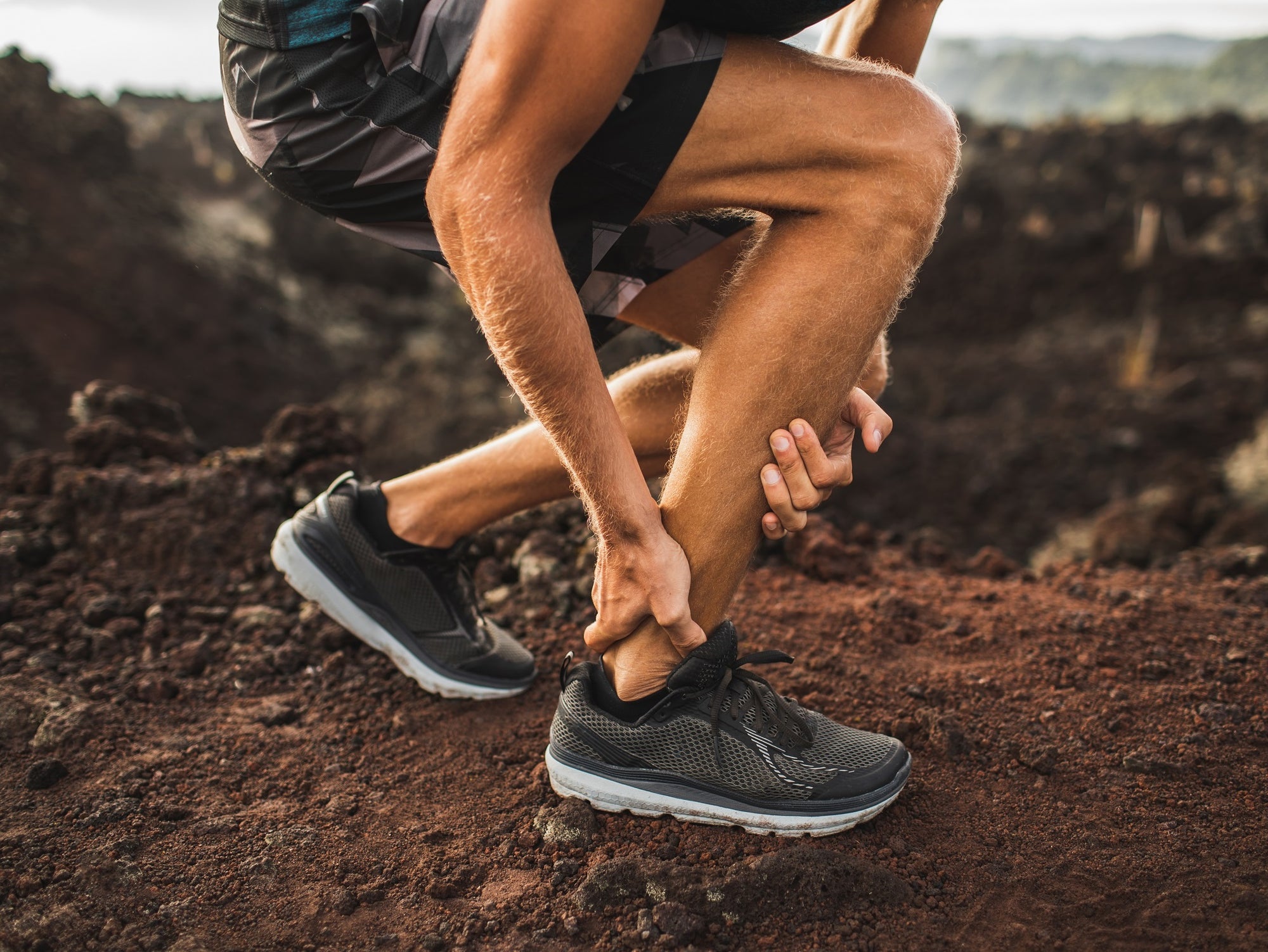 Dolore al tendine d’Achille: sintomi, cause e rimedi